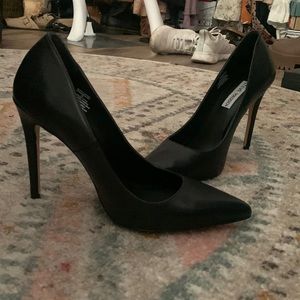Steve Madden leather heels